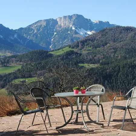 Berghanghausl Mit Terrasse *